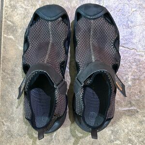 Men’s size 13 Crocs